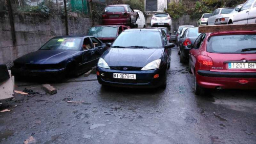  FORD FOCUS BERLINA (CAK) 