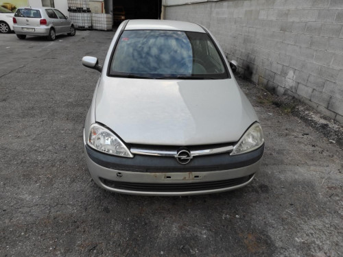 OPEL CORSA C — vehículo donante para recambios 