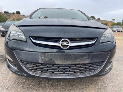 PARAGOLPES DELANTERO Opel ASTRA J BERLINA 5P 