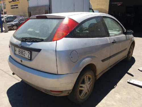  FORD FOCUS BERLINA (CAK) 