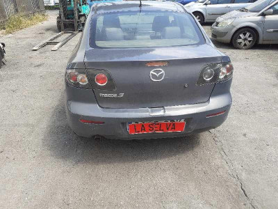 MAZDA 3 BERLINA (BK)