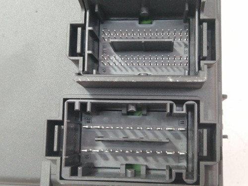  CAJA RELES / FUSIBLES OPEL CORSA D 
