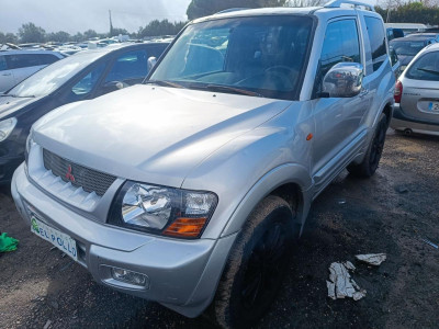 MITSUBISHI MONTERO (V60/V70)