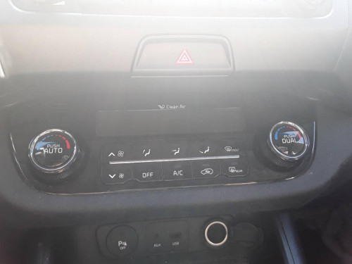 MANDO CLIMATIZADOR Kia SPORTAGE (SL) 