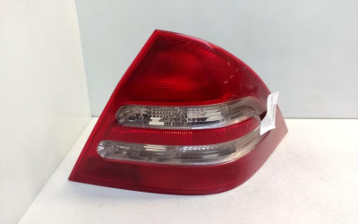 PILOTO TRASERO DERECHO, MERCEDES-BENZ, CLASE C (BM 203) BERLINA
