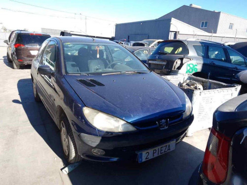 PEUGEOT 206 — vehículo donante para recambios 