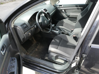 VOLKSWAGEN GOLF V (1K1)(10.2003)