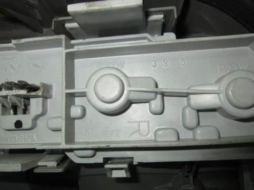  PILOTO TRASERO DERECHO Opel VECTRA C BERLINA 
