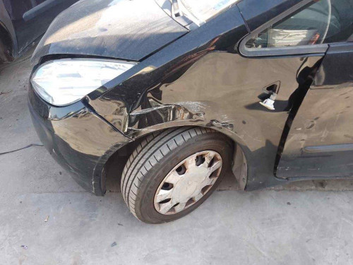PINZA DE FRENO DELANTERA IZQUIERDA Mitsubishi COLT CZ3 BERL. 3 (Z30) 