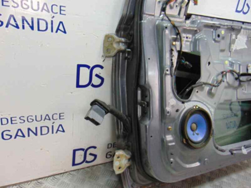 PUERTA DELANTERA DERECHA used