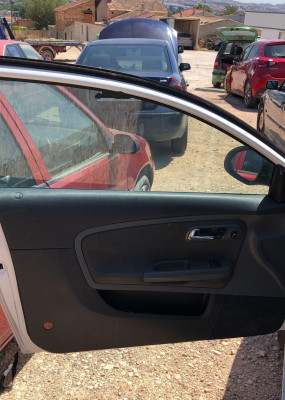 SEAT IBIZA (6L1)