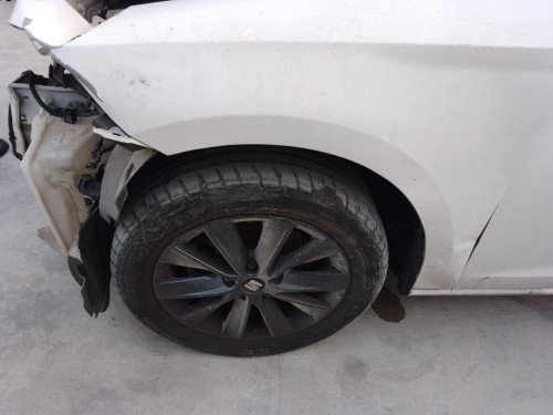 MANGUETA DELANTERA IZQUIERDA Seat LEON (5F1) 