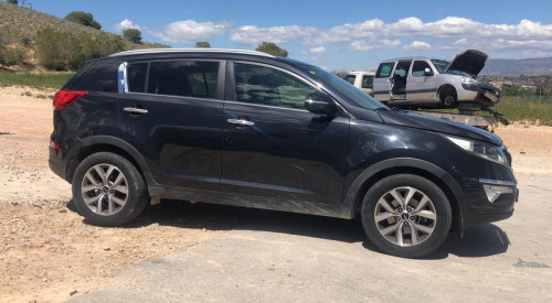 KIA SPORTAGE (SL) — Donor Vehicle for Used Parts 