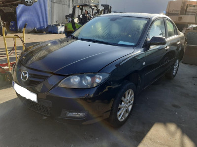 MAZDA 3 BERLINA (BK)