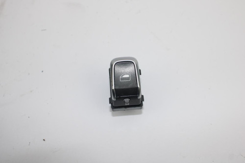 MANDO ELEVALUNAS DELANTERO DERECHO AUDI A1 SPORTBACK (8XF) 