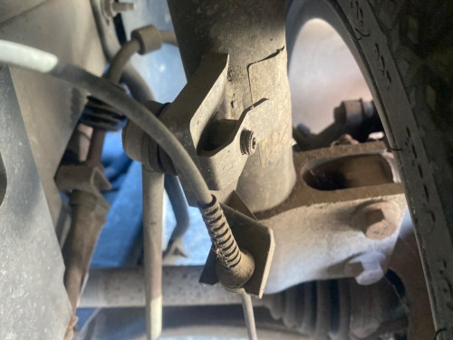 BRAZO SUSPENSION DELANTERO DERECHO Peugeot 3008 
