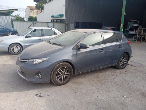  TOYOTA AURIS (E18) 