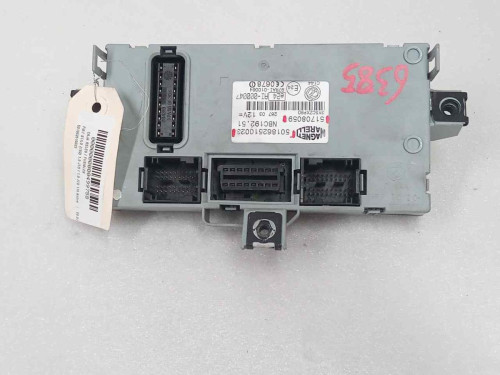  CAJA RELES / FUSIBLES FIAT STILO (192) 