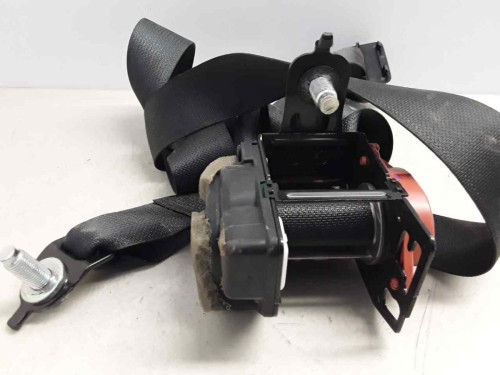 CINTURON SEGURIDAD TRASERO CENTRAL Infiniti Q50 (V37) 