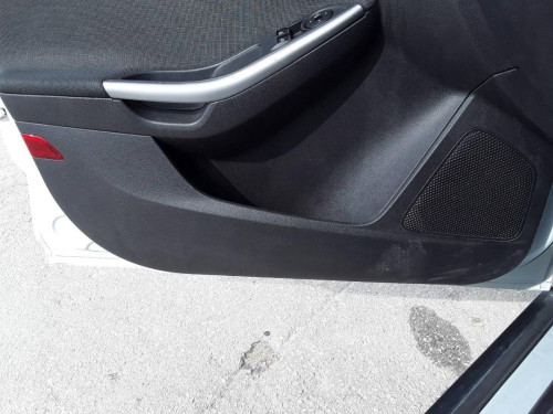 GUARNECIDO PUERTA DELANTERA IZQUIERDA FORD FOCUS BERLINA (CEW) 