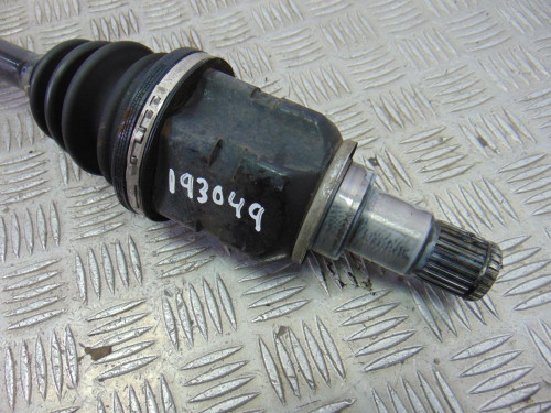 TRANSMISION DELANTERA IZQUIERDA Toyota AVENSIS CROSS SPORT (T27) 