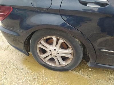MANGUETA TRASERA DERECHA, MERCEDES-BENZ, CLASE R (BM 251)
