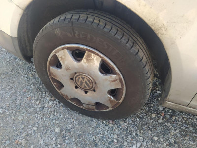 AMORTIGUADOR DELANTERO IZQUIERDO, VOLKSWAGEN, FOX (5Z1)(04.2005)