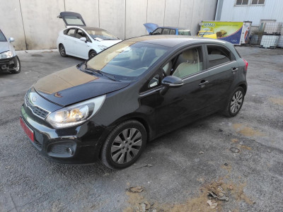 KIA RIO (UB)