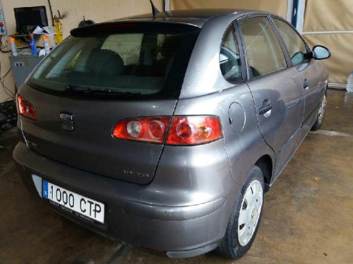 SEAT IBIZA (6L1) — vehículo donante para recambios 