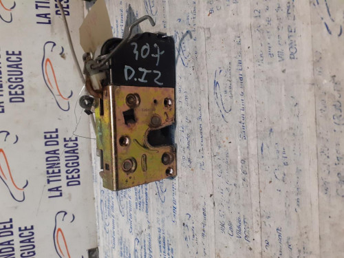  CERRADURA PUERTA DELANTERA IZQUIERDA 