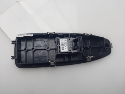 MANDO ELEVALUNAS DELANTERO DERECHO, BMW, SERIE 1 BERLINA 5P (F20)