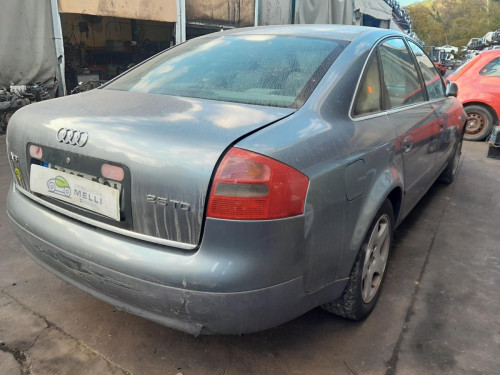  AUDI A6 BERLINA (4B2) 