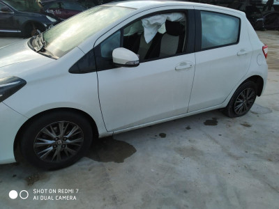 TOYOTA YARIS (P13)