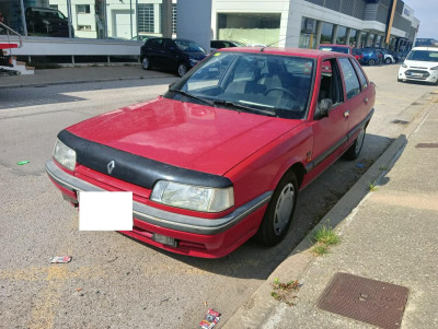 RENAULT R 21 BERLINA (B/L48)