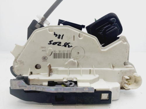 CERRADURA PUERTA DELANTERA IZQUIERDA Volkswagen GOLF VI (5K1)(10.2008) 