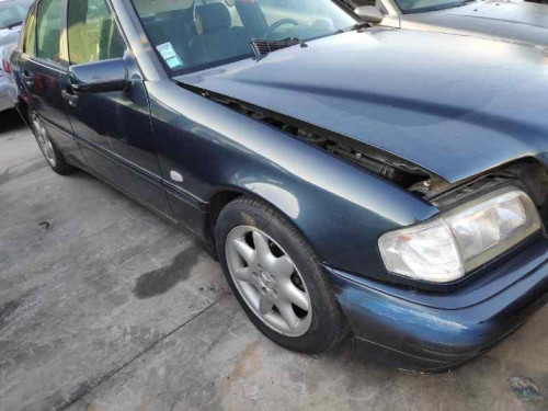  AUDI A4 BERLINA (8E) 