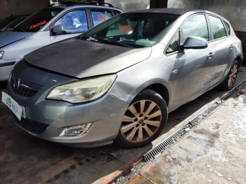  OPEL ASTRA J BERLINA 5P 
