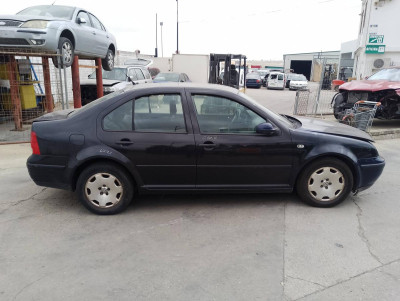 VOLKSWAGEN BORA BERLINA (1J2)(1998)