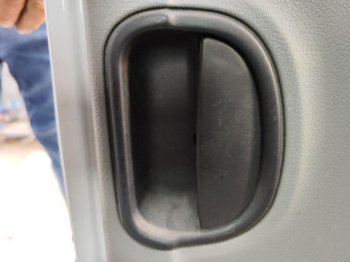 MANETA INTERIOR TRASERA DERECHA used