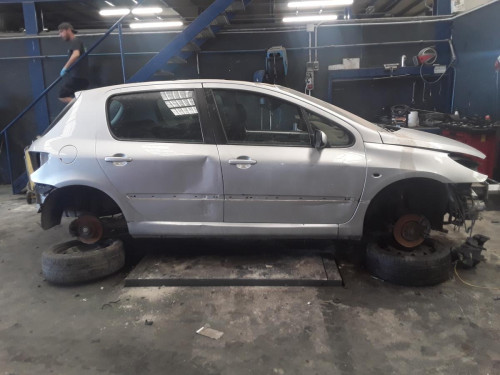 PEUGEOT 307 (S1)(04.2001) — автомобиль-донор на запчасти 