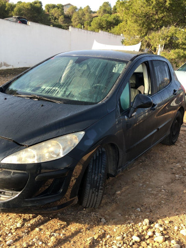 PEUGEOT 308 — автомобиль-донор на запчасти 