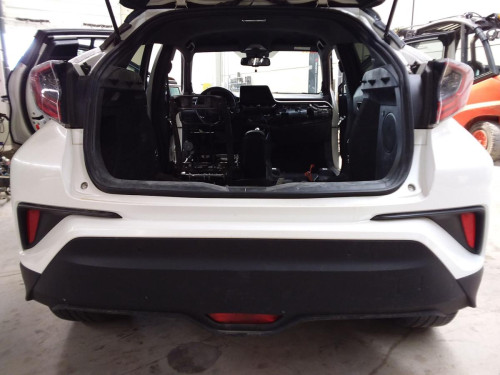 PARAGOLPES TRASERO TOYOTA C-HR (X10) 