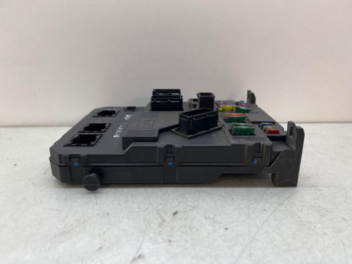 CAJA RELES / FUSIBLES PEUGEOT 206 