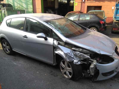 SEAT LEON (1P1)