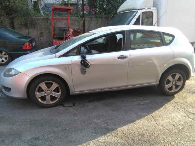 SEAT LEON (1P1)