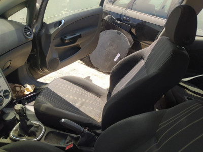 CINTURON SEGURIDAD DELANTERO DERECHO