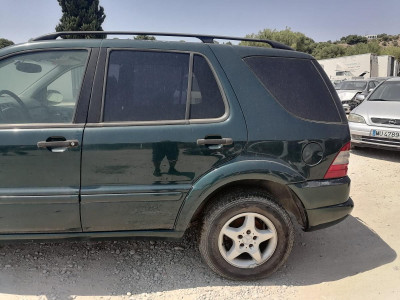 MERCEDES-BENZ CLASE ML (BM 163)