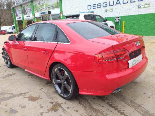  AUDI A4 BERLINA (8K2) 