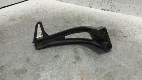 POSAPIES TRASERO YAMAHA FZ 8 / FAZER8 