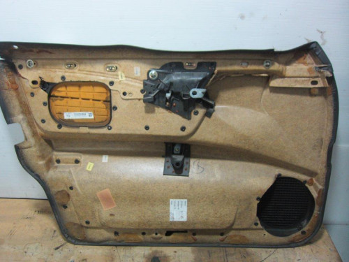 GUARNECIDO PUERTA DELANTERA DERECHA Mercedes-Benz CLASE E (BM 210) BERLINA 